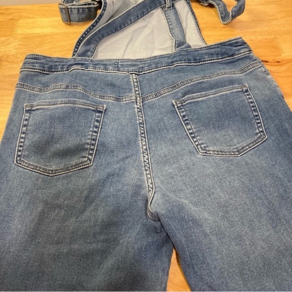 Girls Jean Overalls Size 18 XXL Light Denim Bib Overalls Stretch - Picture 11 of 16